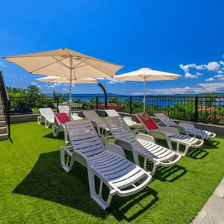 Tatjana Apartament Crikvenica